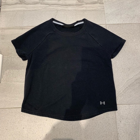 Under Armour Tops - Under armour Cropped top